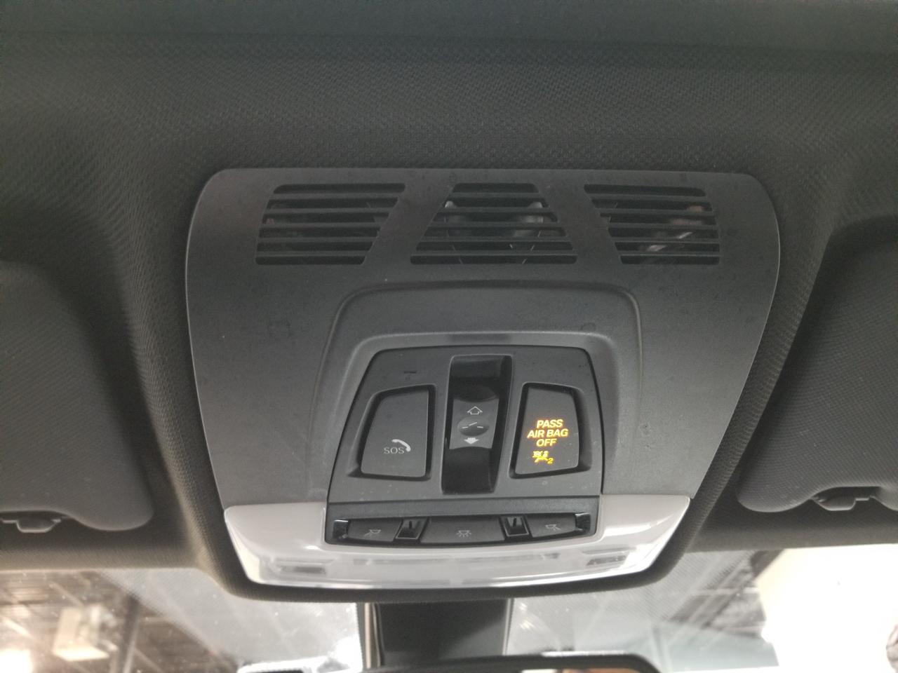 2018 BMW 330 i xDrive 4dr All-Wheel Drive Sedan Photo