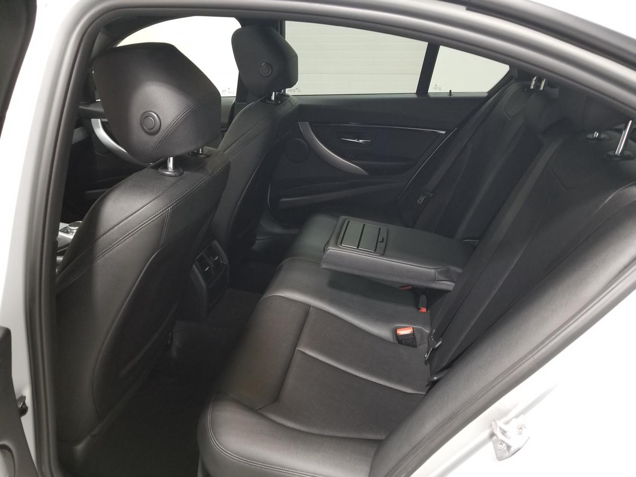 2018 BMW 330 i xDrive 4dr All-Wheel Drive Sedan Photo