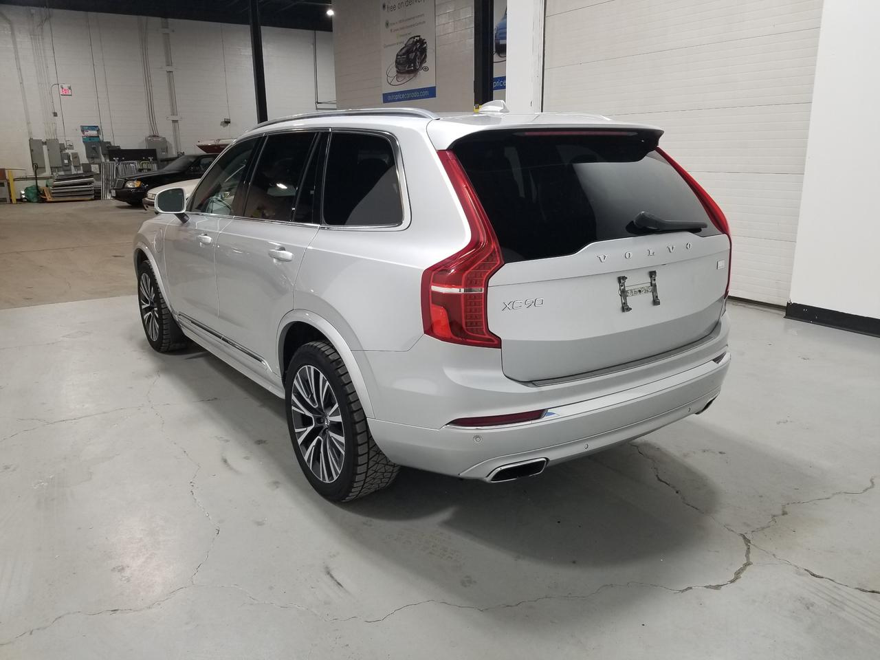 2021 Volvo XC90 Recharge Plug-In Hybrid T8 Inscription Expression 4dr All-Wheel Drive Photo4