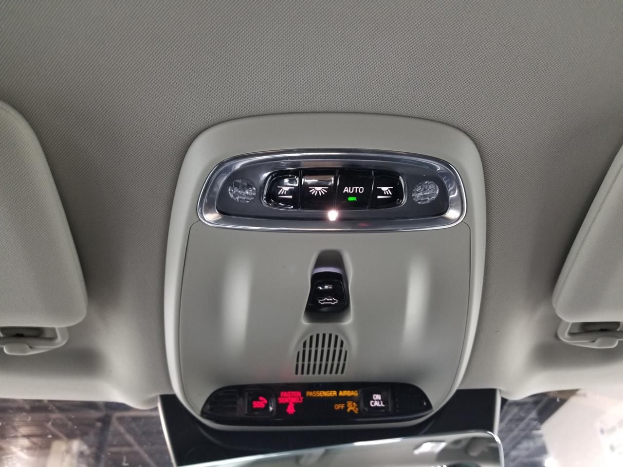 2021 Volvo XC90 Recharge Plug-In Hybrid T8 Inscription Expression 4dr All-Wheel Drive Photo