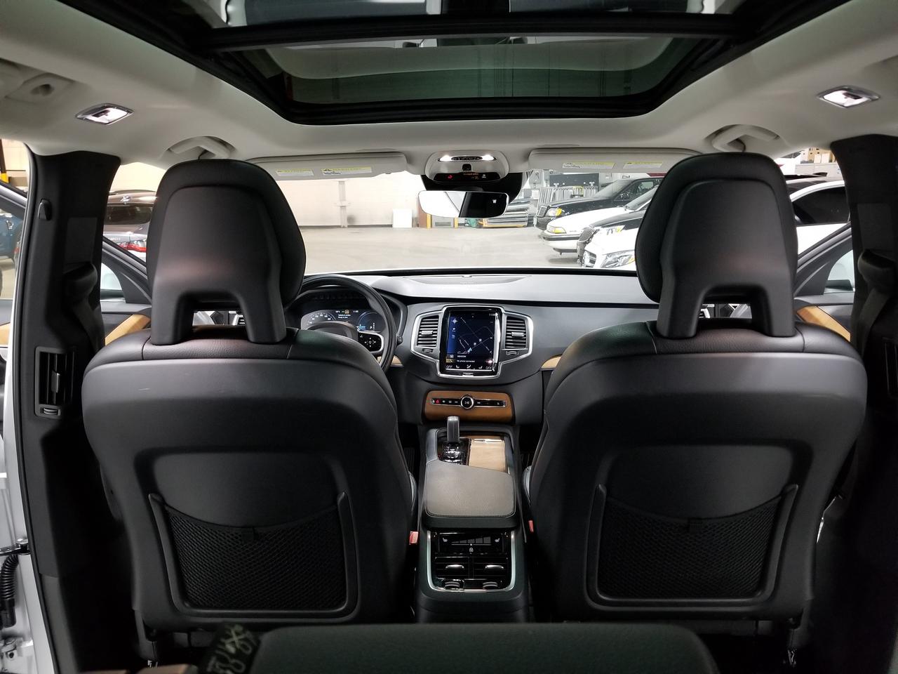 2021 Volvo XC90 Recharge Plug-In Hybrid T8 Inscription Expression 4dr All-Wheel Drive Photo
