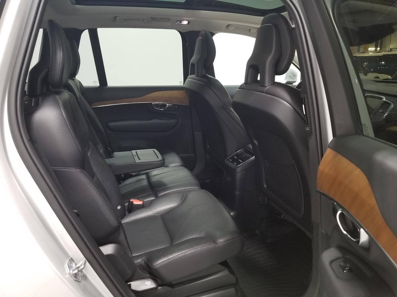 2021 Volvo XC90 Recharge Plug-In Hybrid T8 Inscription Expression 4dr All-Wheel Drive Photo