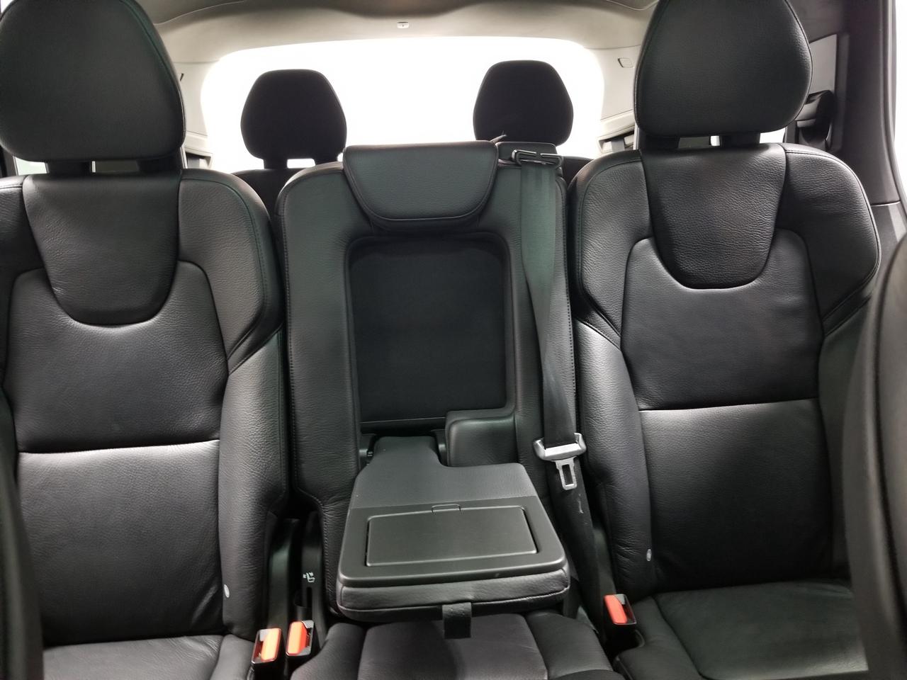 2021 Volvo XC90 Recharge Plug-In Hybrid T8 Inscription Expression 4dr All-Wheel Drive Photo