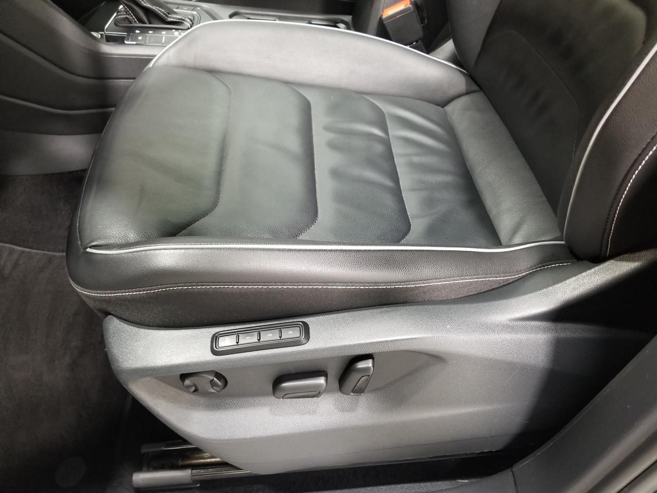 2021 Volkswagen Tiguan Highline 4dr All-wheel Drive 4MOTION Photo