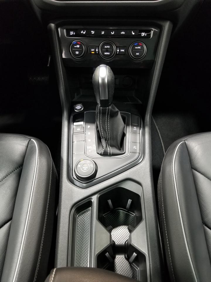 2021 Volkswagen Tiguan Highline 4dr All-wheel Drive 4MOTION Photo