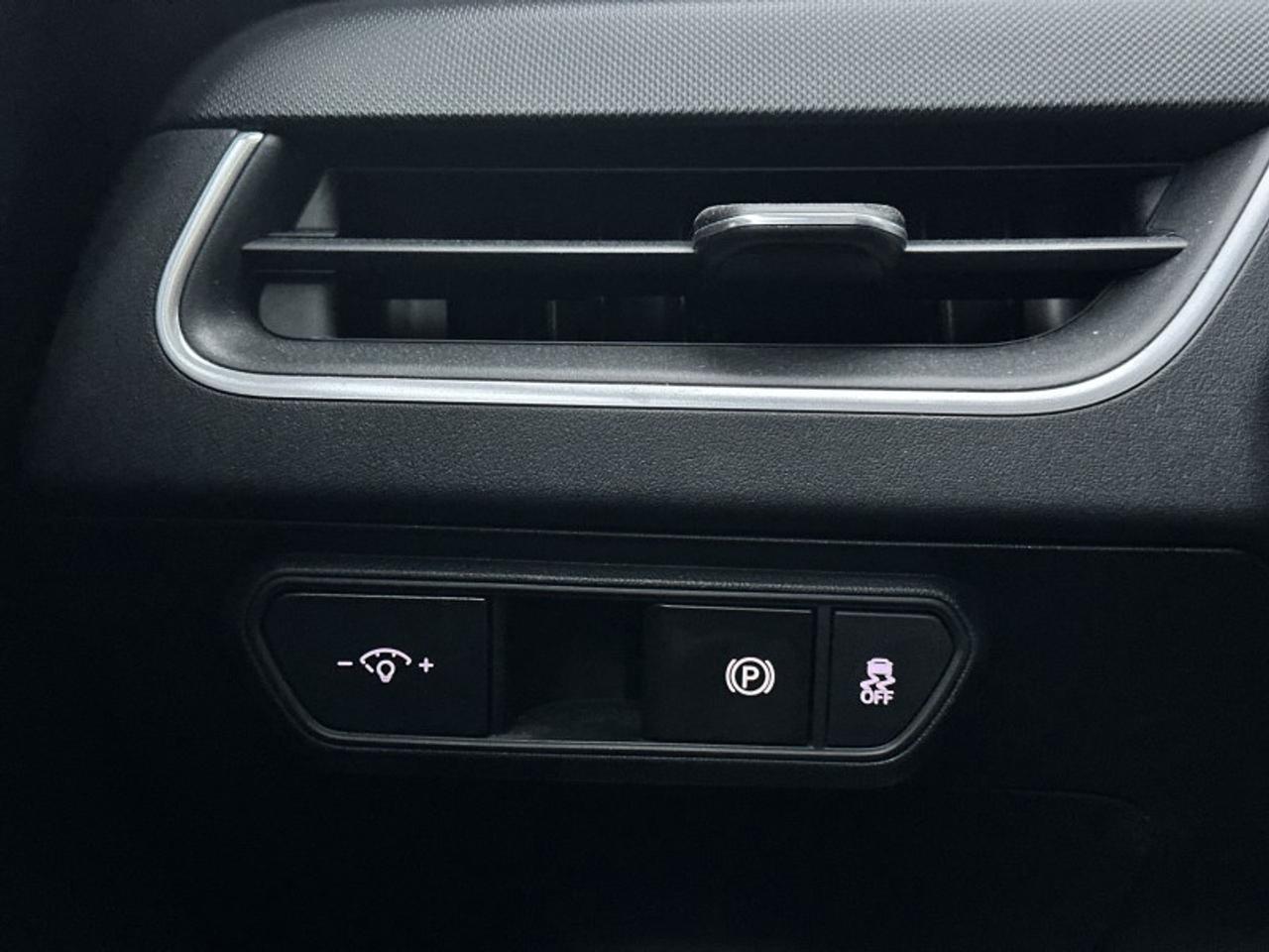 2025 Kia K4 LX Photo