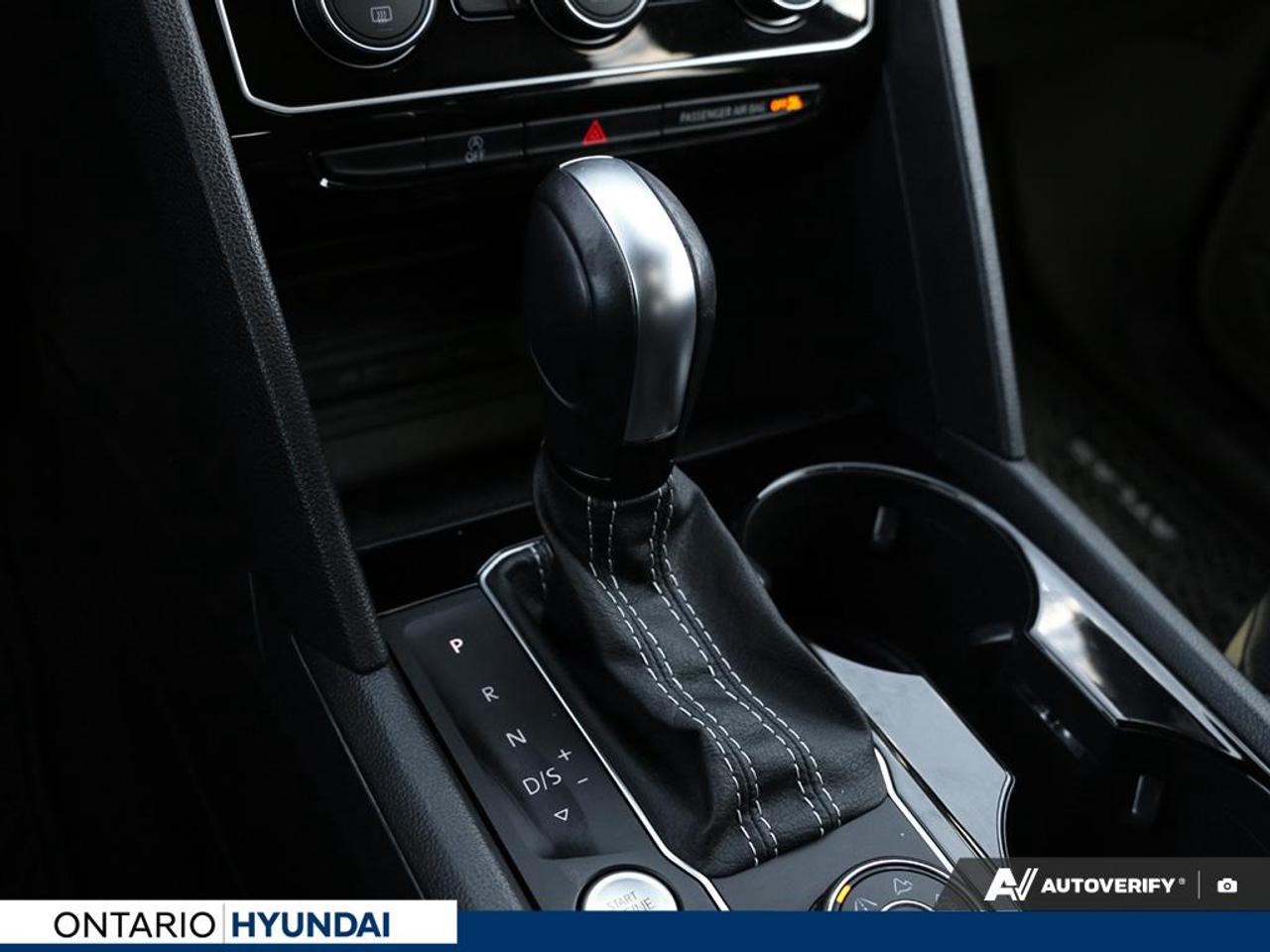 2022 Volkswagen Atlas Cross Sport 3.6 FSI Execline 4dr All-Wheel Drive 4MOTION Photo