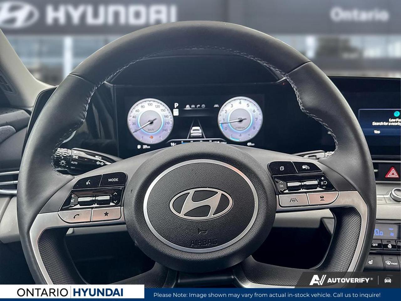 2026 Hyundai Elantra Luxury w/Two-Tone Interior 4dr Sedan Photo