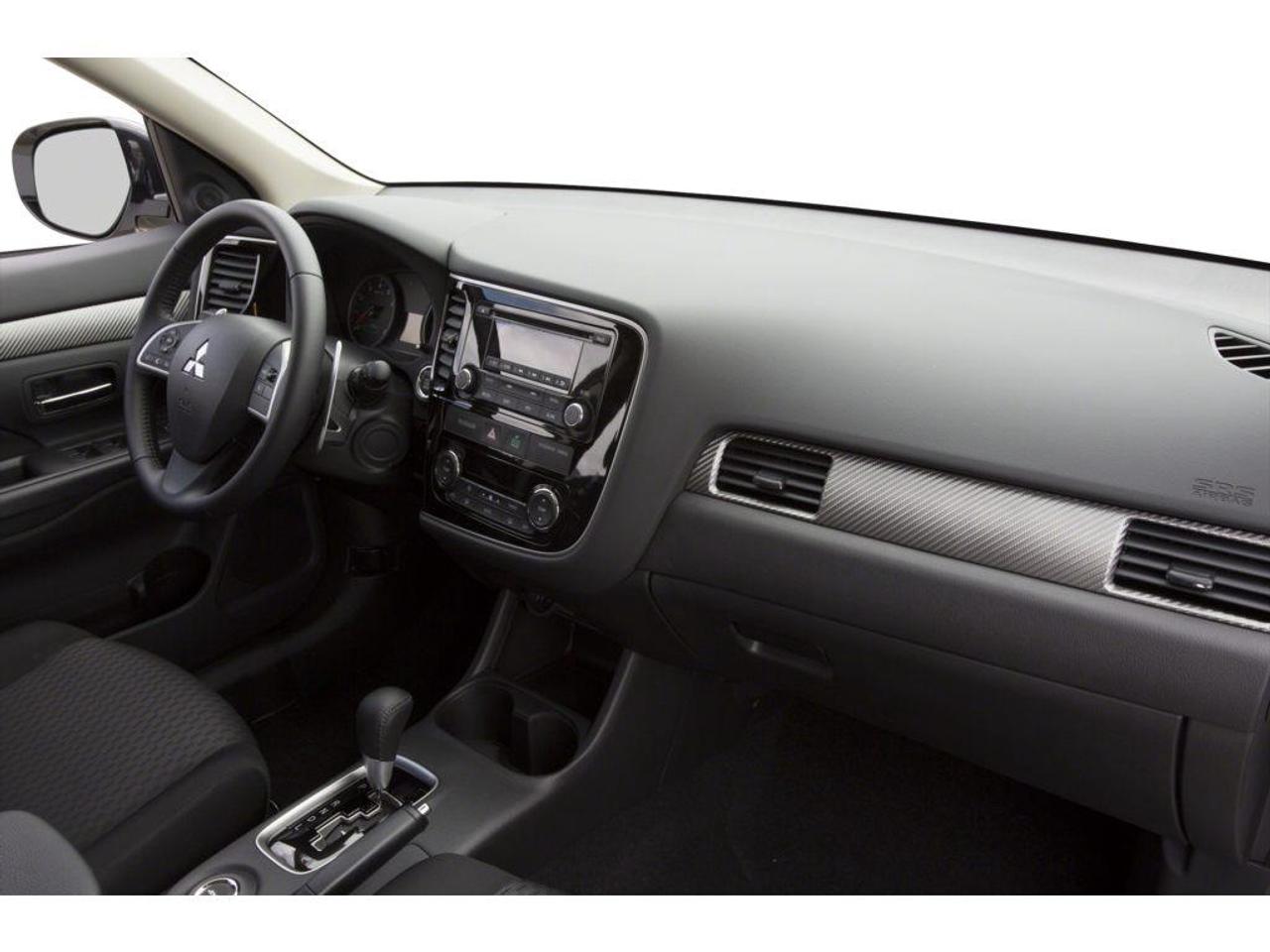 2014 Mitsubishi Outlander ES 4dr Front-wheel Drive Photo