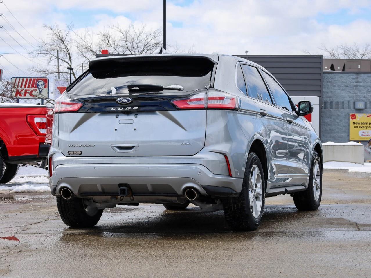 2022 Ford Edge TITANIUM 4DR ALL-WHEEL DRIVE Photo