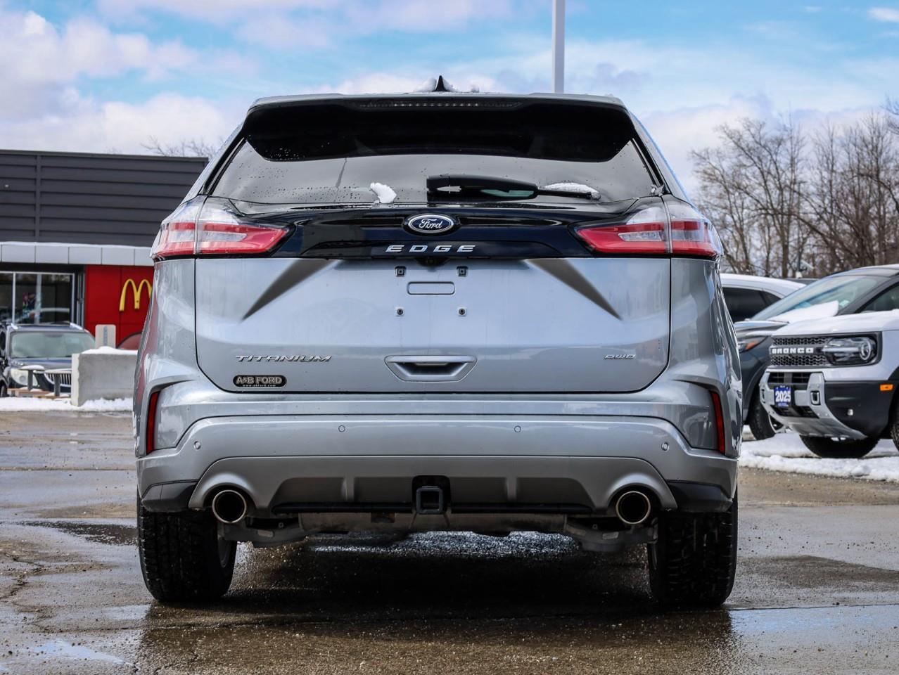 2022 Ford Edge TITANIUM 4DR ALL-WHEEL DRIVE Photo