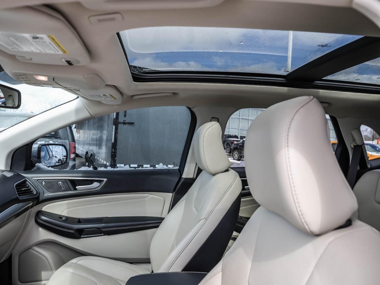2022 Ford Edge TITANIUM 4DR ALL-WHEEL DRIVE Photo
