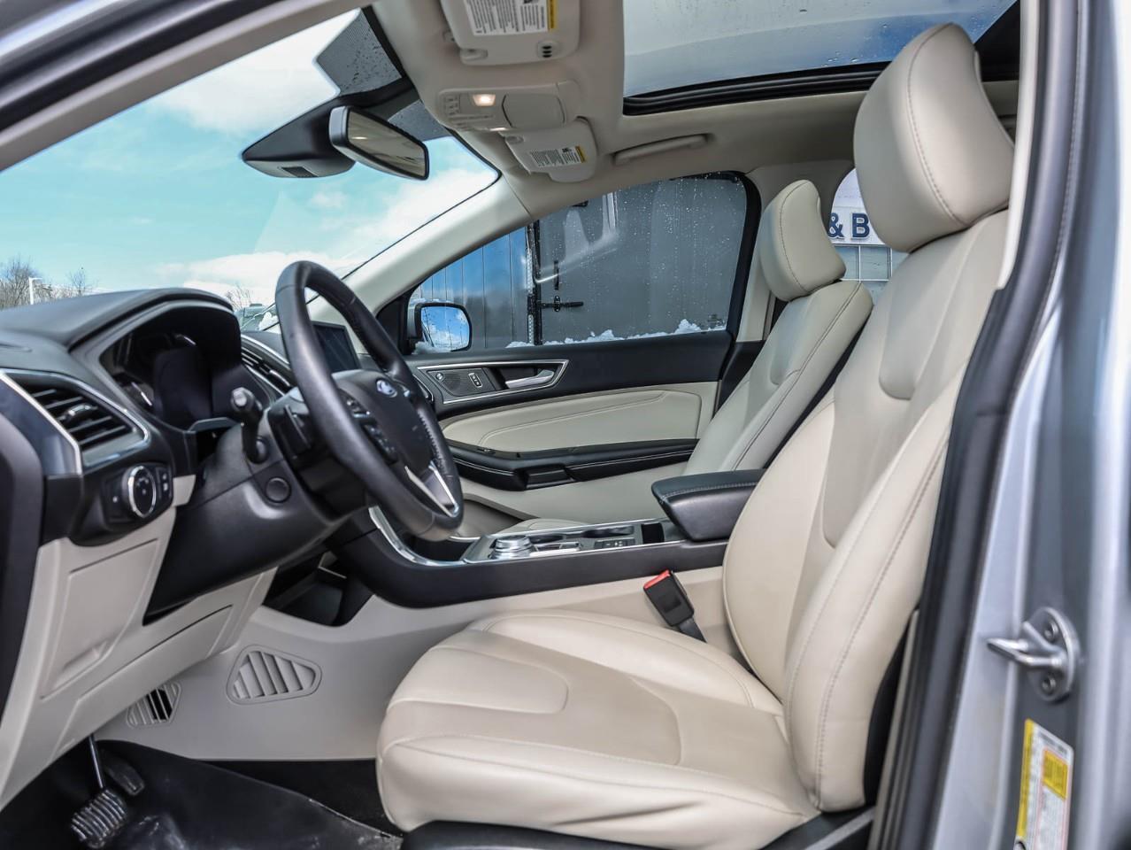2022 Ford Edge TITANIUM 4DR ALL-WHEEL DRIVE Photo