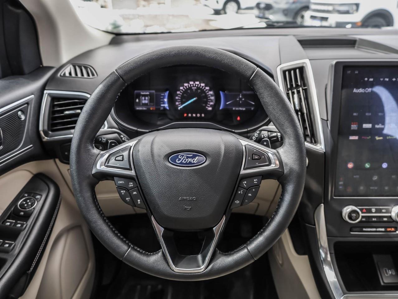 2022 Ford Edge TITANIUM 4DR ALL-WHEEL DRIVE Photo