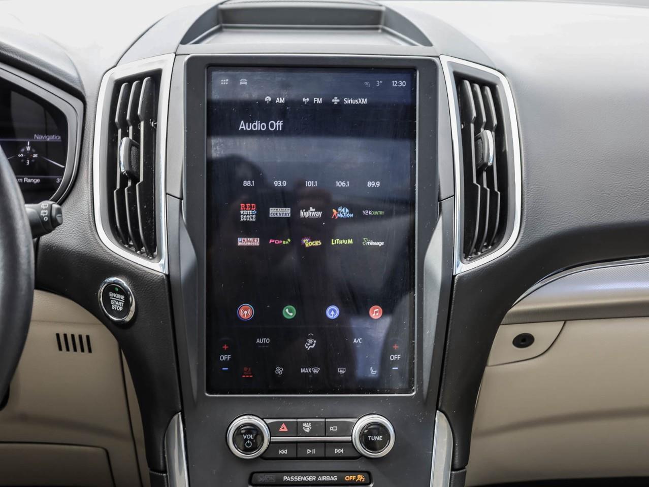 2022 Ford Edge TITANIUM 4DR ALL-WHEEL DRIVE Photo