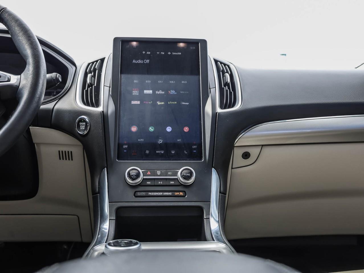 2022 Ford Edge TITANIUM 4DR ALL-WHEEL DRIVE Photo