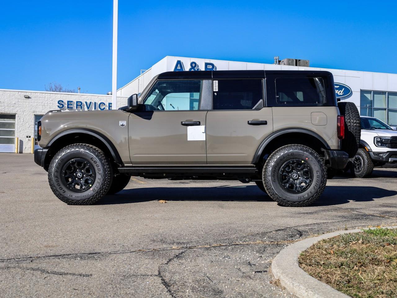 2025 Ford Bronco Big Bend 4dr 4x4 Photo4