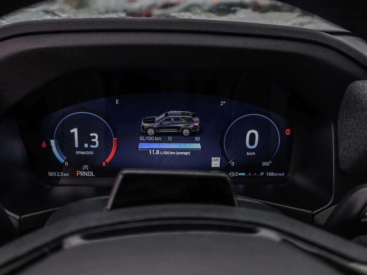 2025 Ford Explorer Platinum 4dr 4x4 Photo