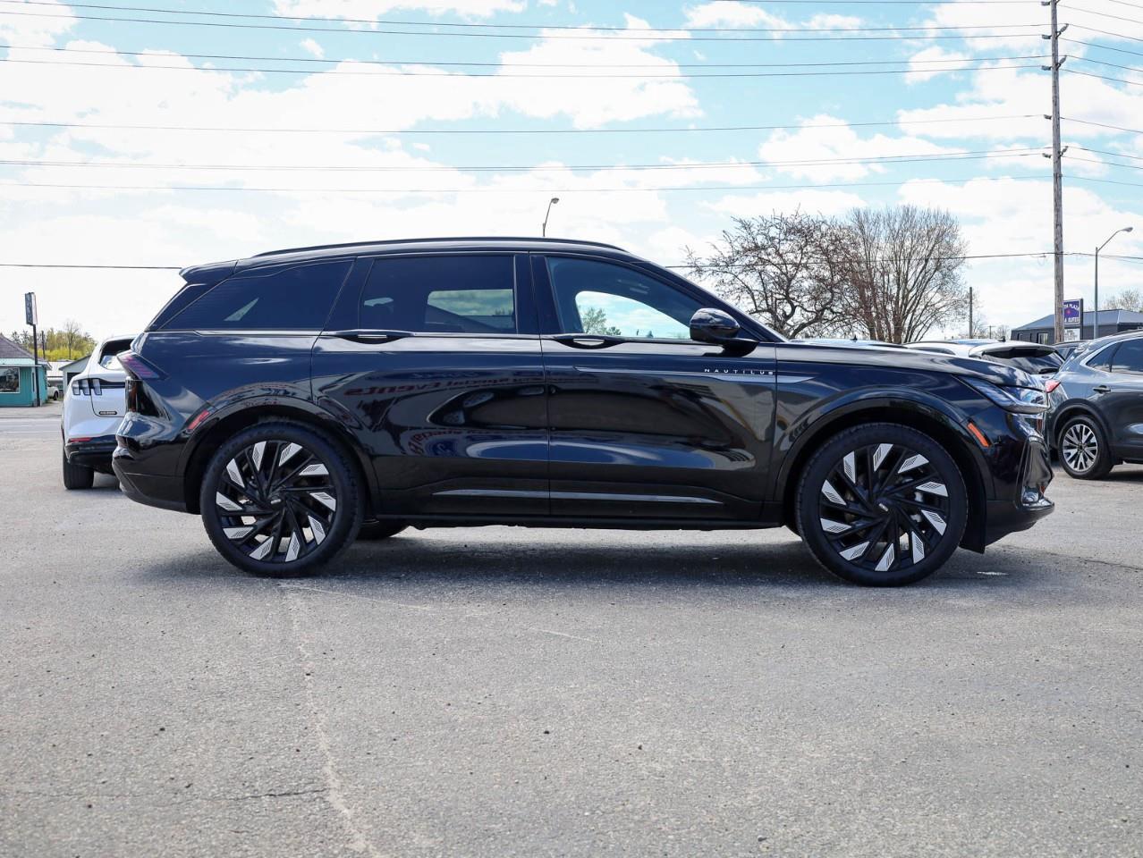 2025 Lincoln Nautilus Reserve 4dr All-Wheel Drive Photo