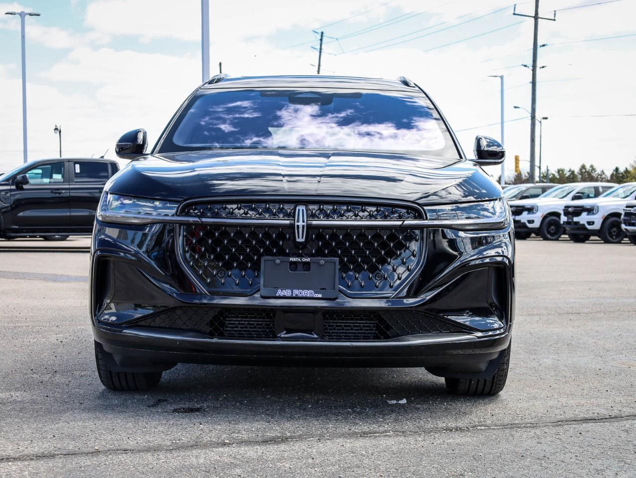 2025 Lincoln Nautilus Reserve 4dr All-Wheel Drive Photo