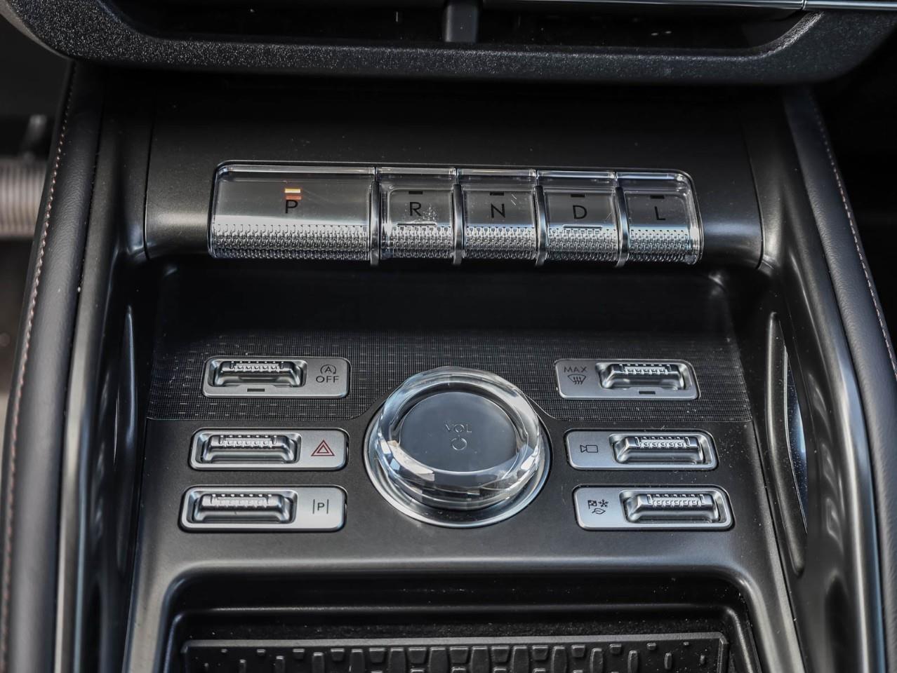 2025 Lincoln Nautilus Reserve 4dr All-Wheel Drive Photo