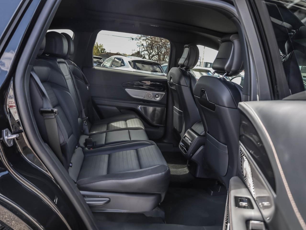 2025 Lincoln Nautilus Reserve 4dr All-Wheel Drive Photo