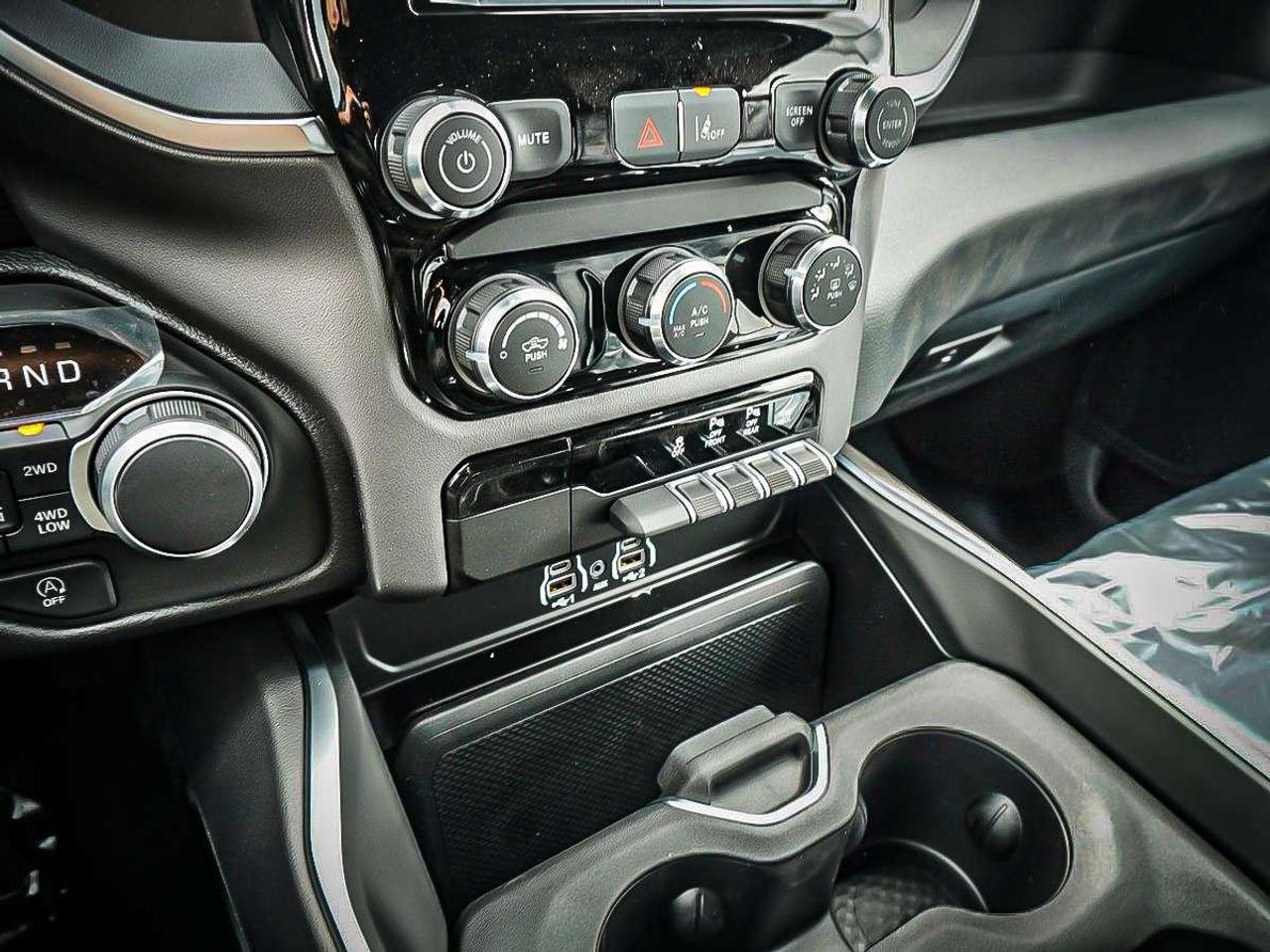 2026 RAM 1500  Photo