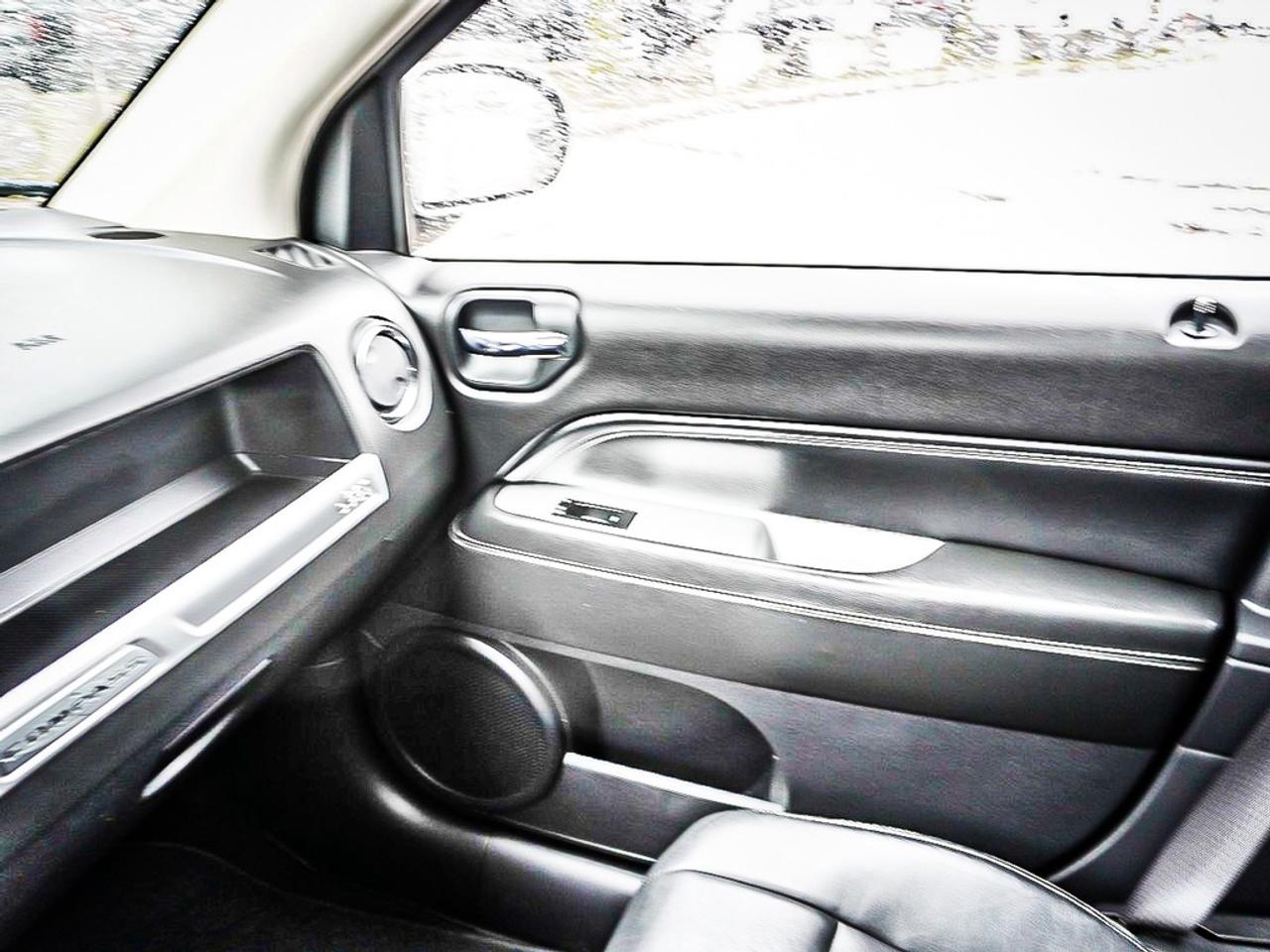 2015 Jeep Compass  Photo