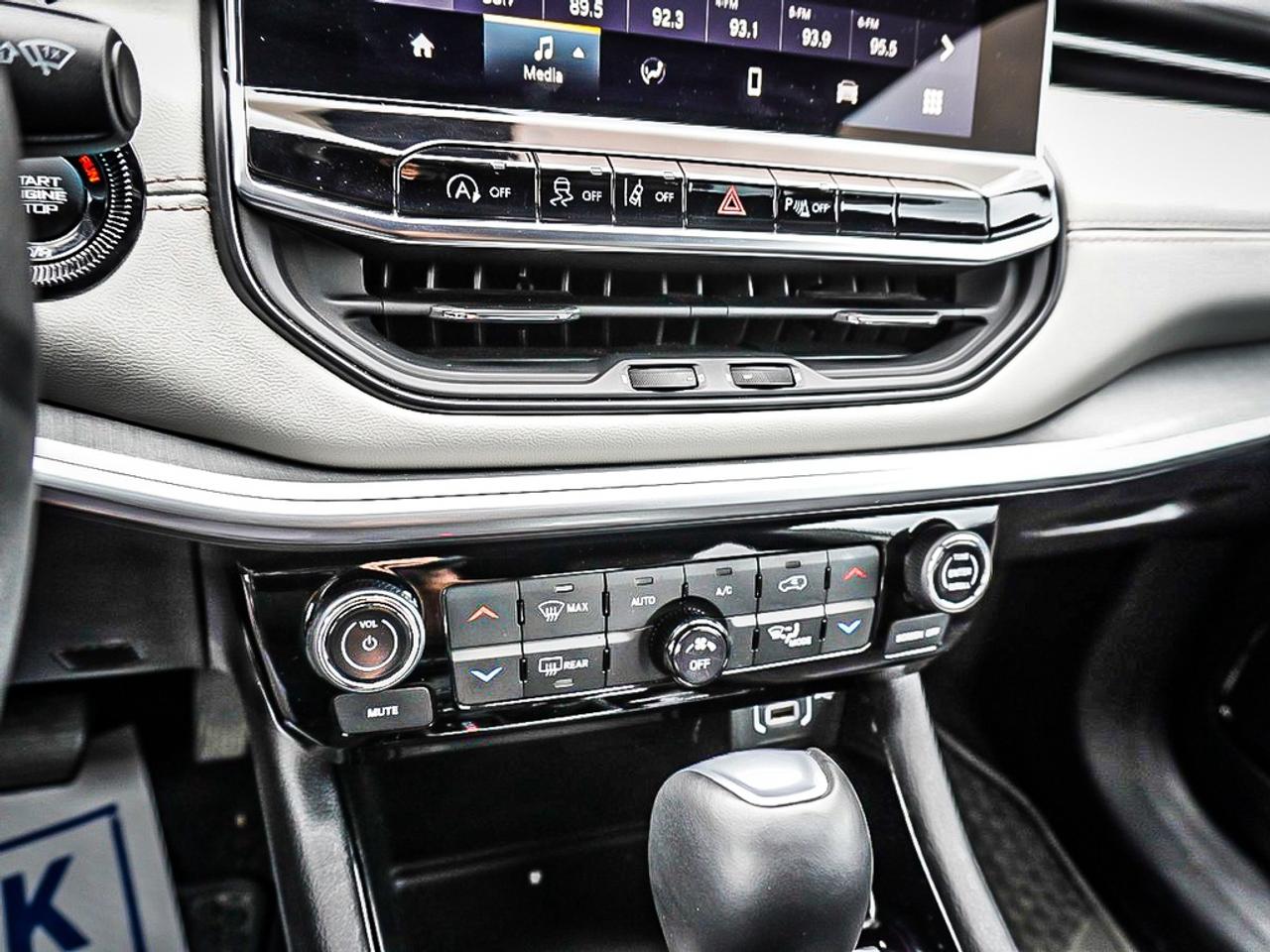 2024 Jeep Compass  Photo