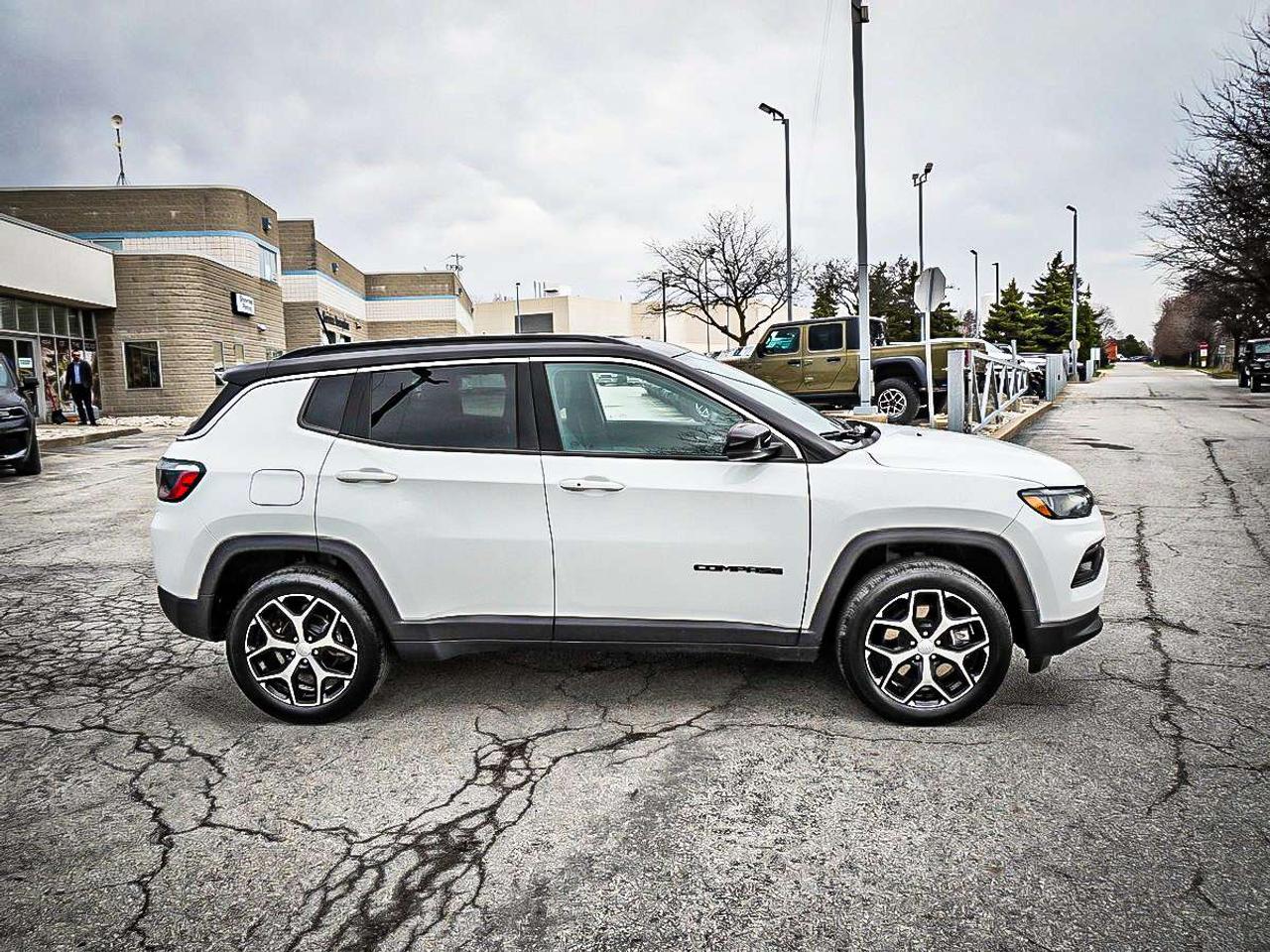 2024 Jeep Compass  Photo