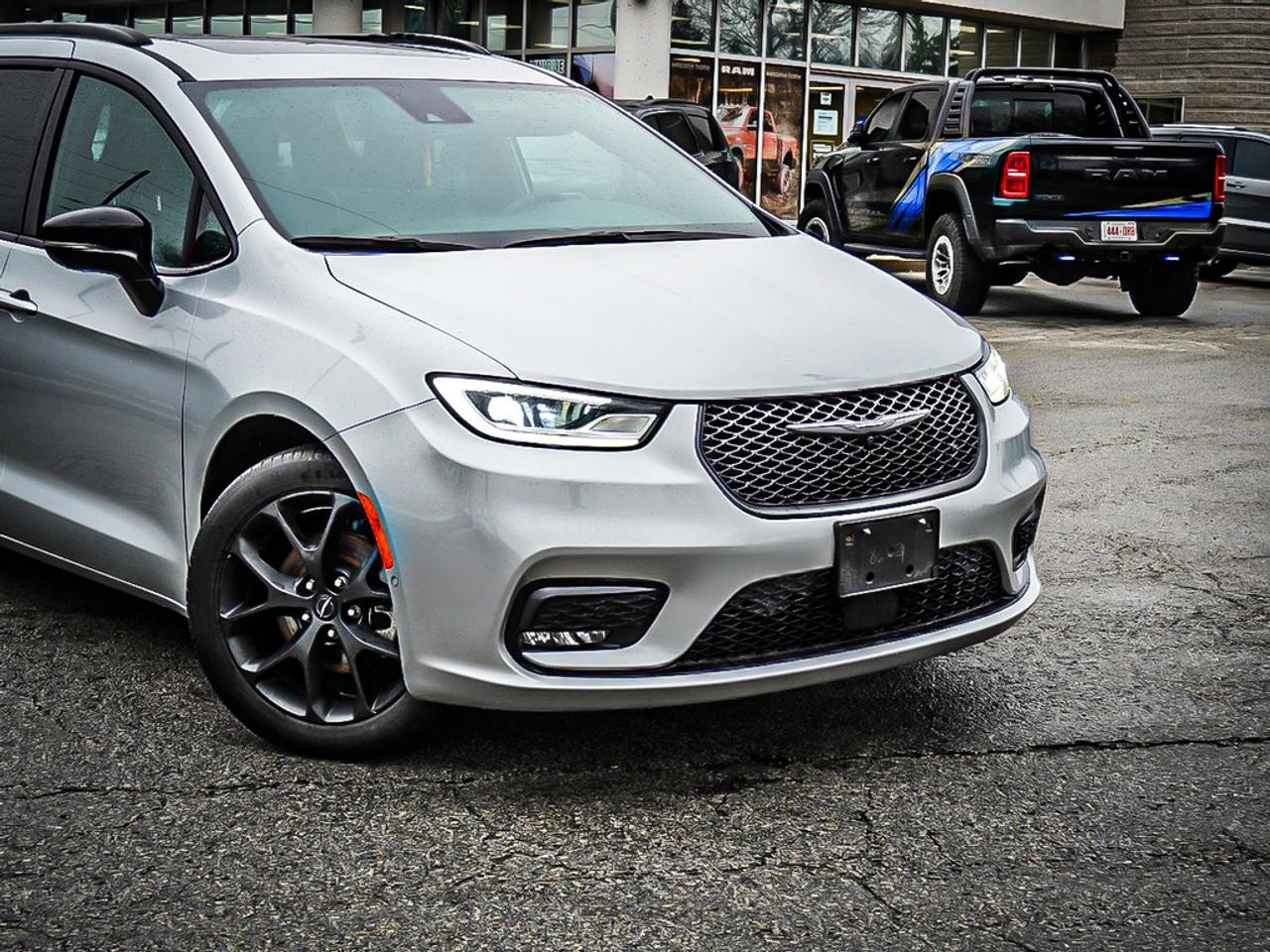 2024 Chrysler Pacifica  Photo