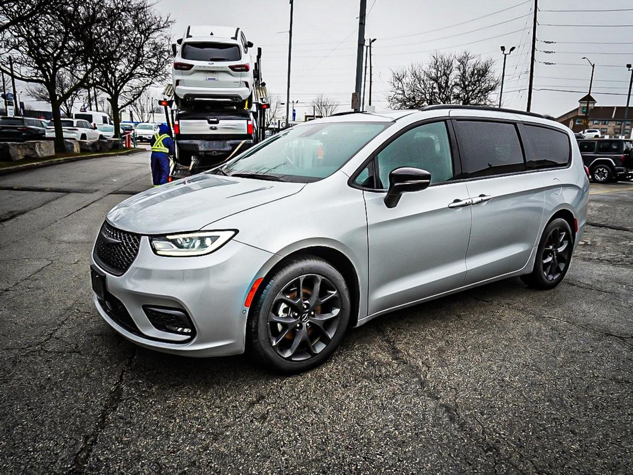2024 Chrysler Pacifica  Photo
