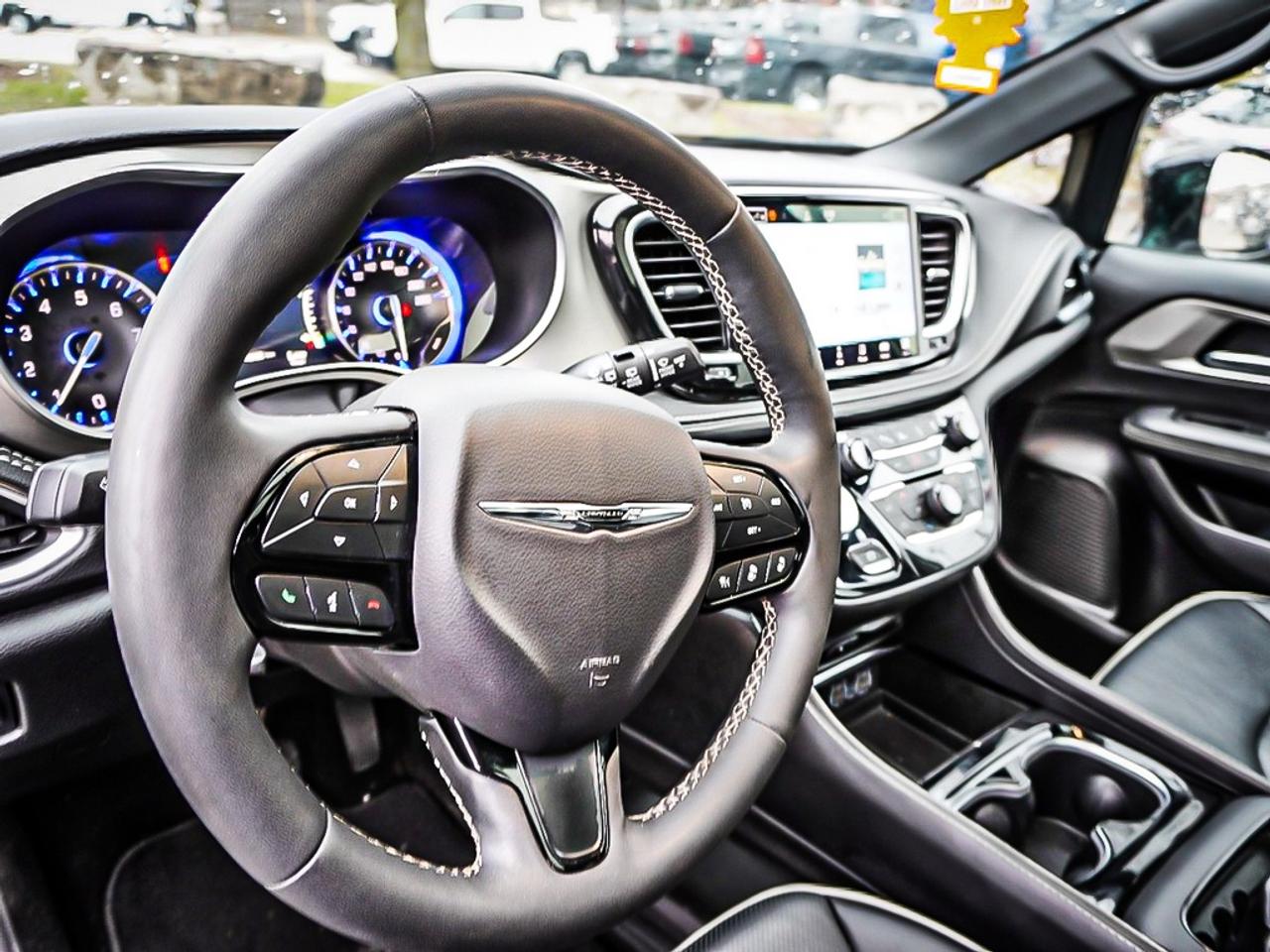 2024 Chrysler Pacifica  Photo