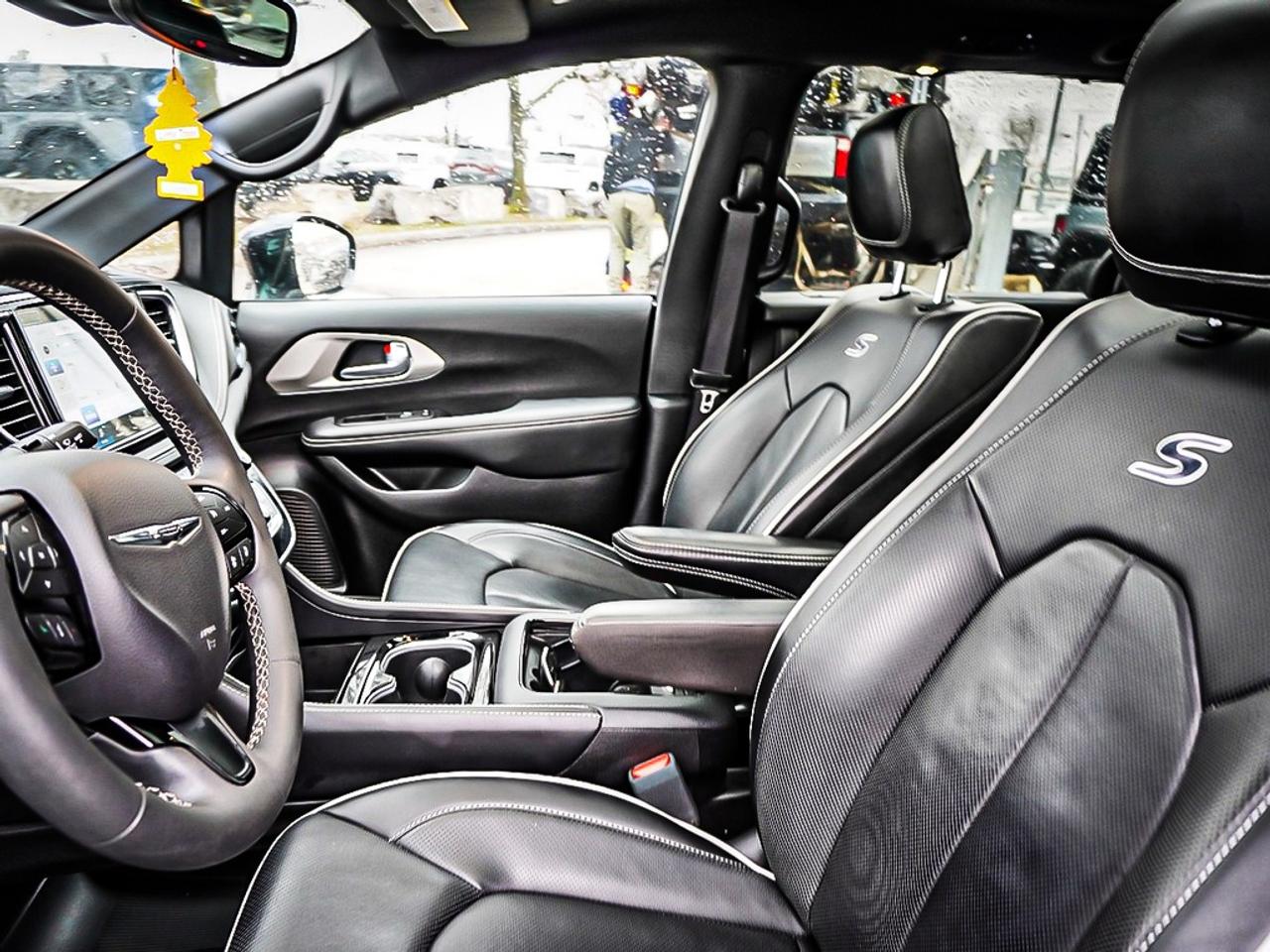 2024 Chrysler Pacifica  Photo