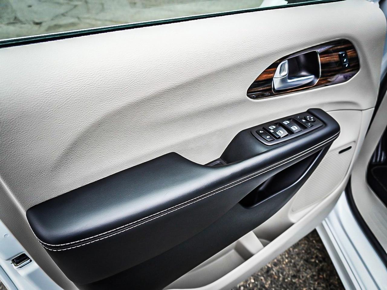 2024 Chrysler Pacifica  Photo