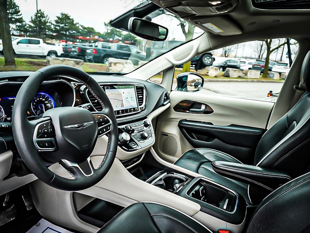 2024 Chrysler Pacifica  Photo