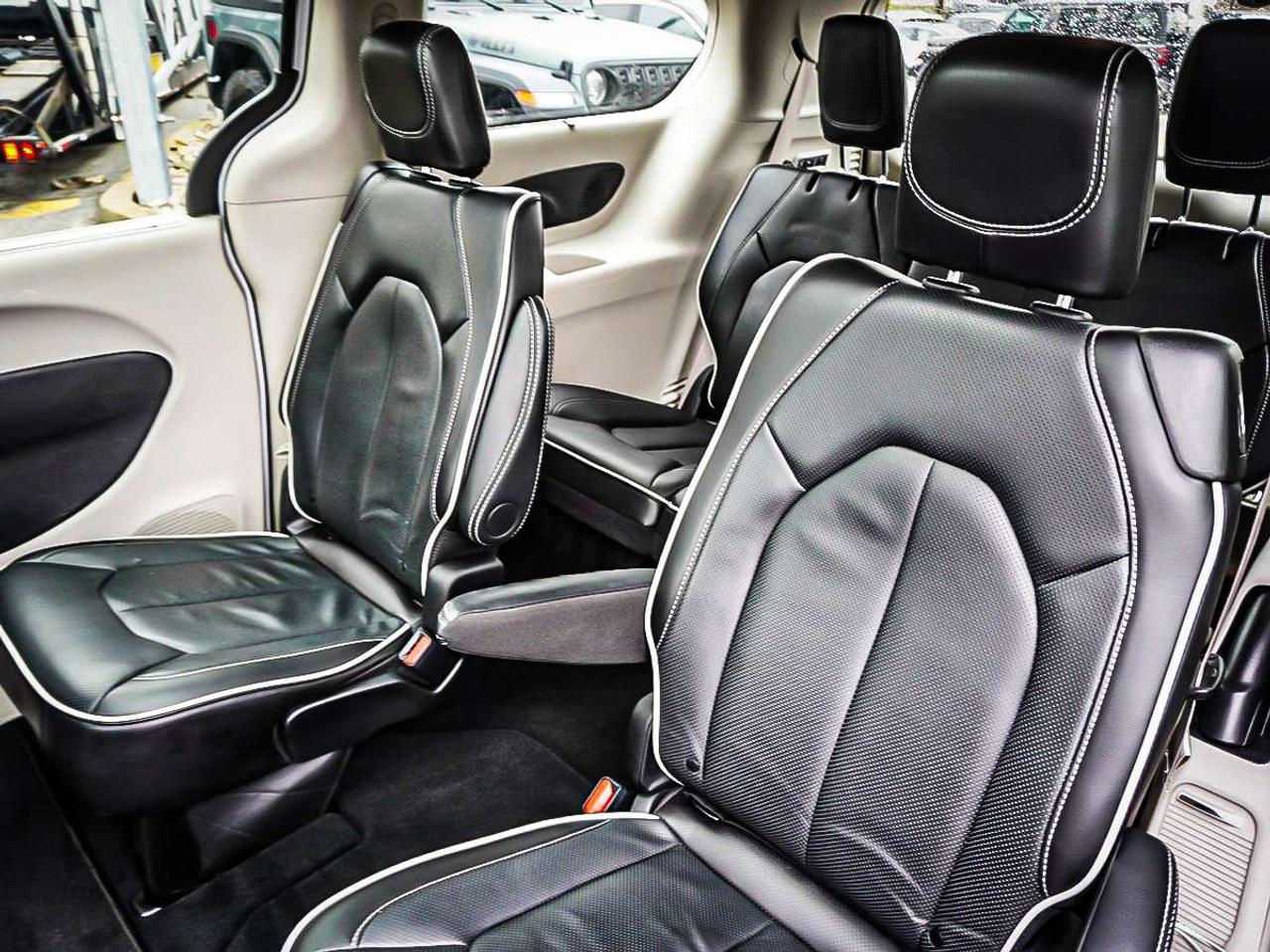 2024 Chrysler Pacifica  Photo