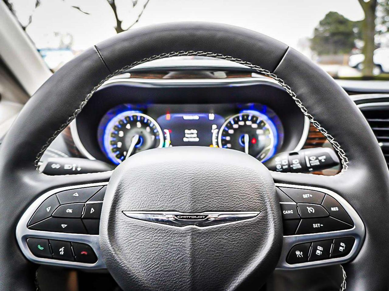 2024 Chrysler Pacifica  Photo