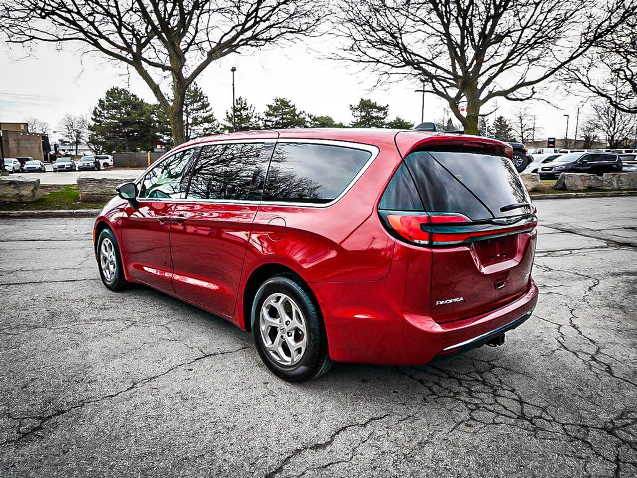 2024 Chrysler Pacifica  Photo