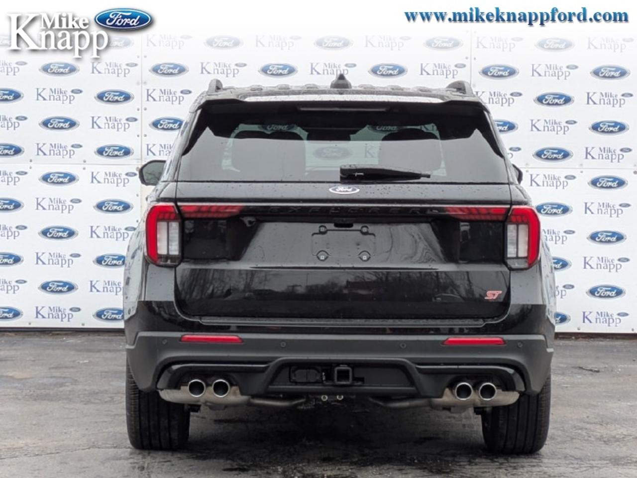 2026 Ford Explorer ST Photo3
