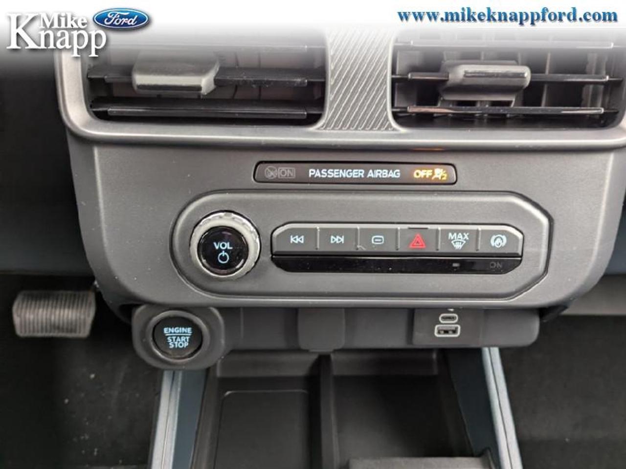 2026 Ford Maverick XLT Photo