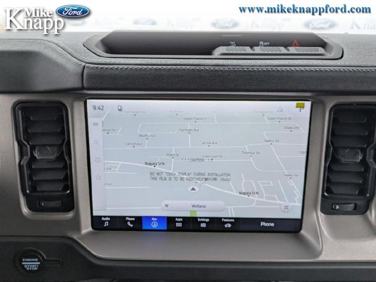 2026 Ford Bronco Outer Banks Photo