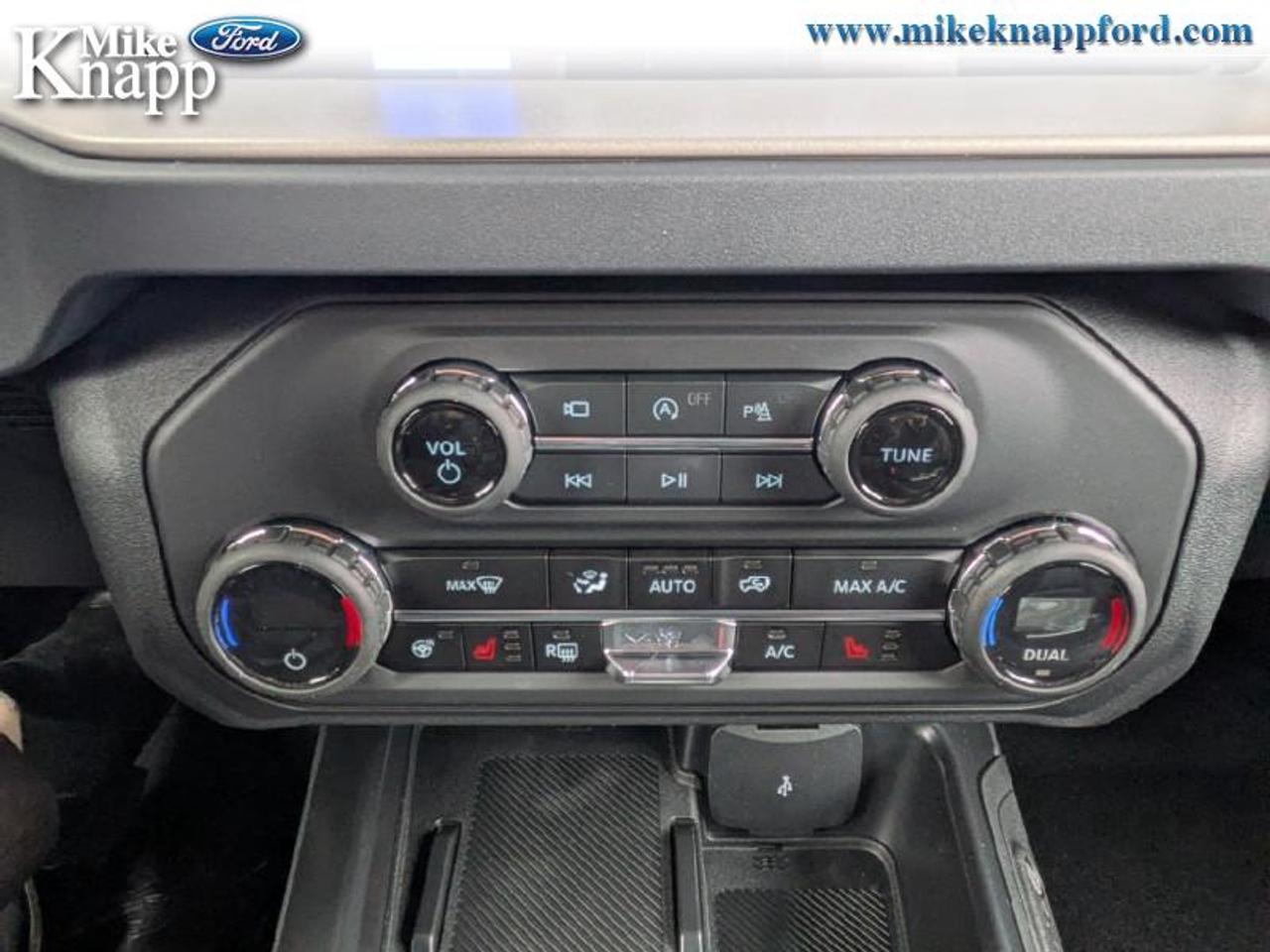 2026 Ford Bronco Outer Banks Photo