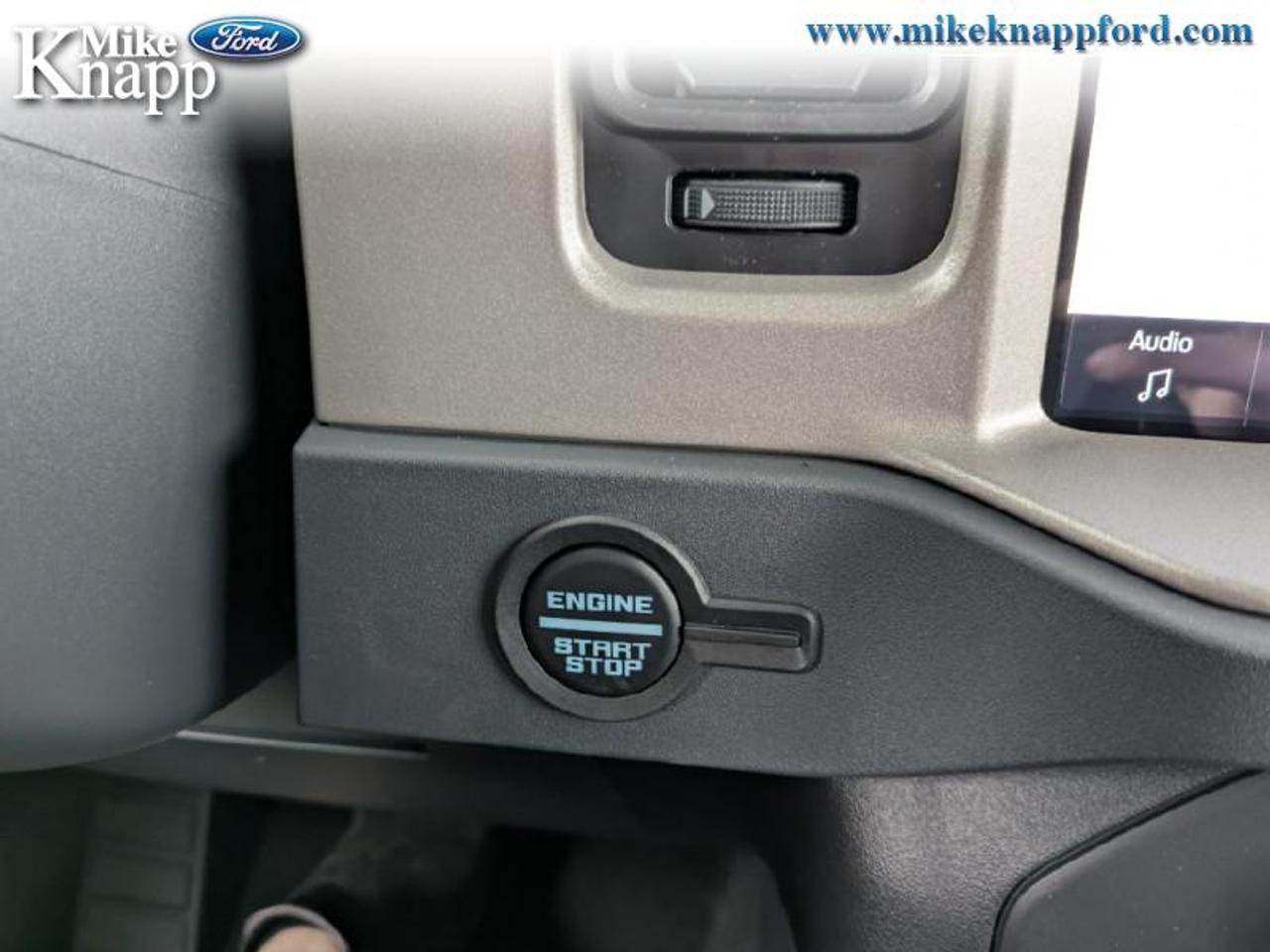 2026 Ford Bronco Outer Banks Photo