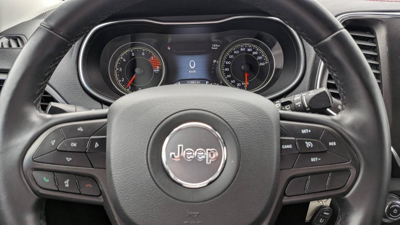 2020 Jeep Cherokee Trailhawk 4X4 Photo