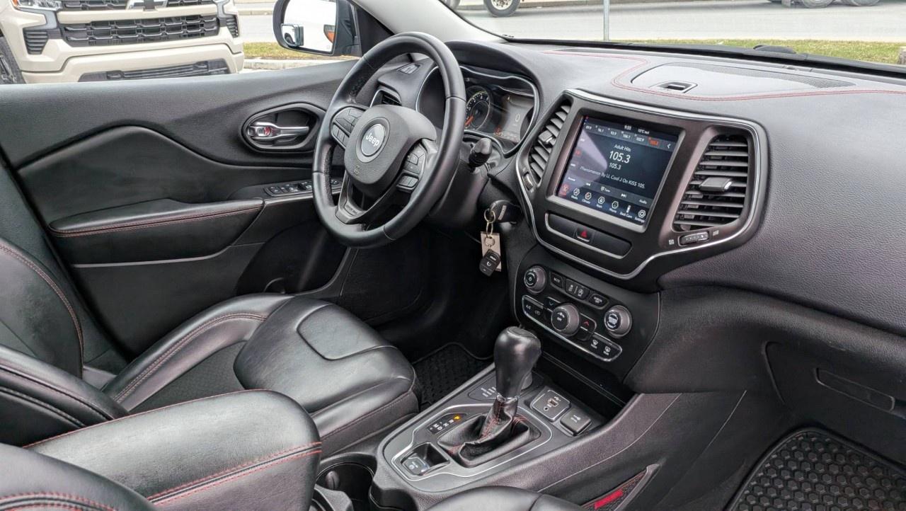 2020 Jeep Cherokee Trailhawk 4X4 Photo