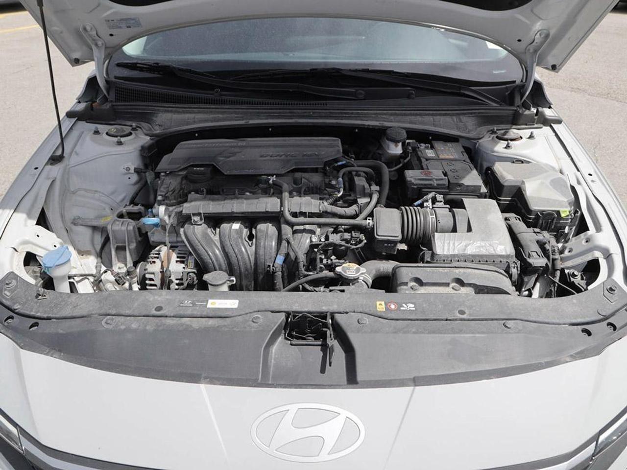 2025 Hyundai Elantra ESSENTIAL 4DR SEDAN Photo
