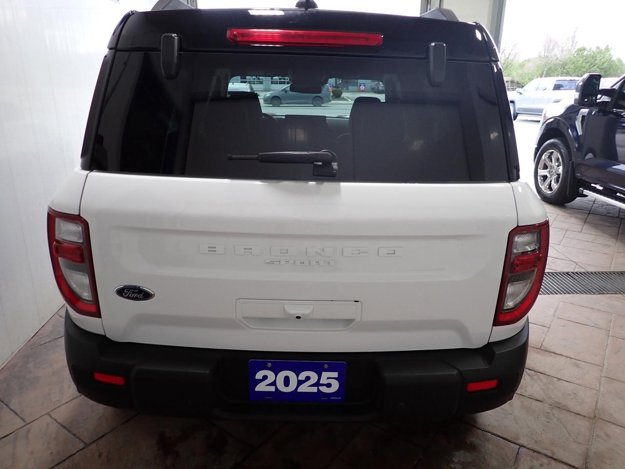 2025 Ford Bronco Sport Outer Banks 4X4 LEATHER Photo