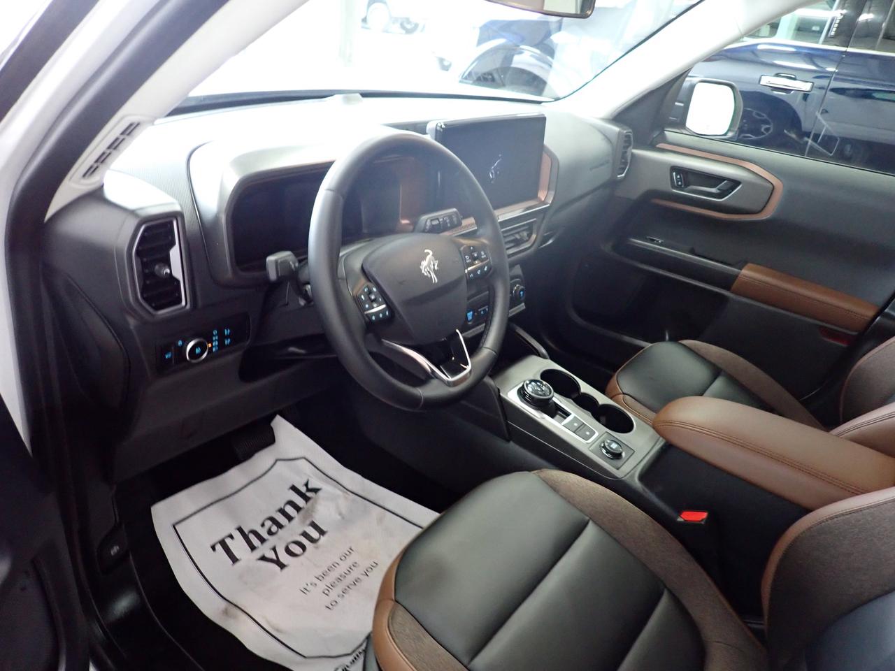 2025 Ford Bronco Sport Outer Banks 4X4 LEATHER Photo