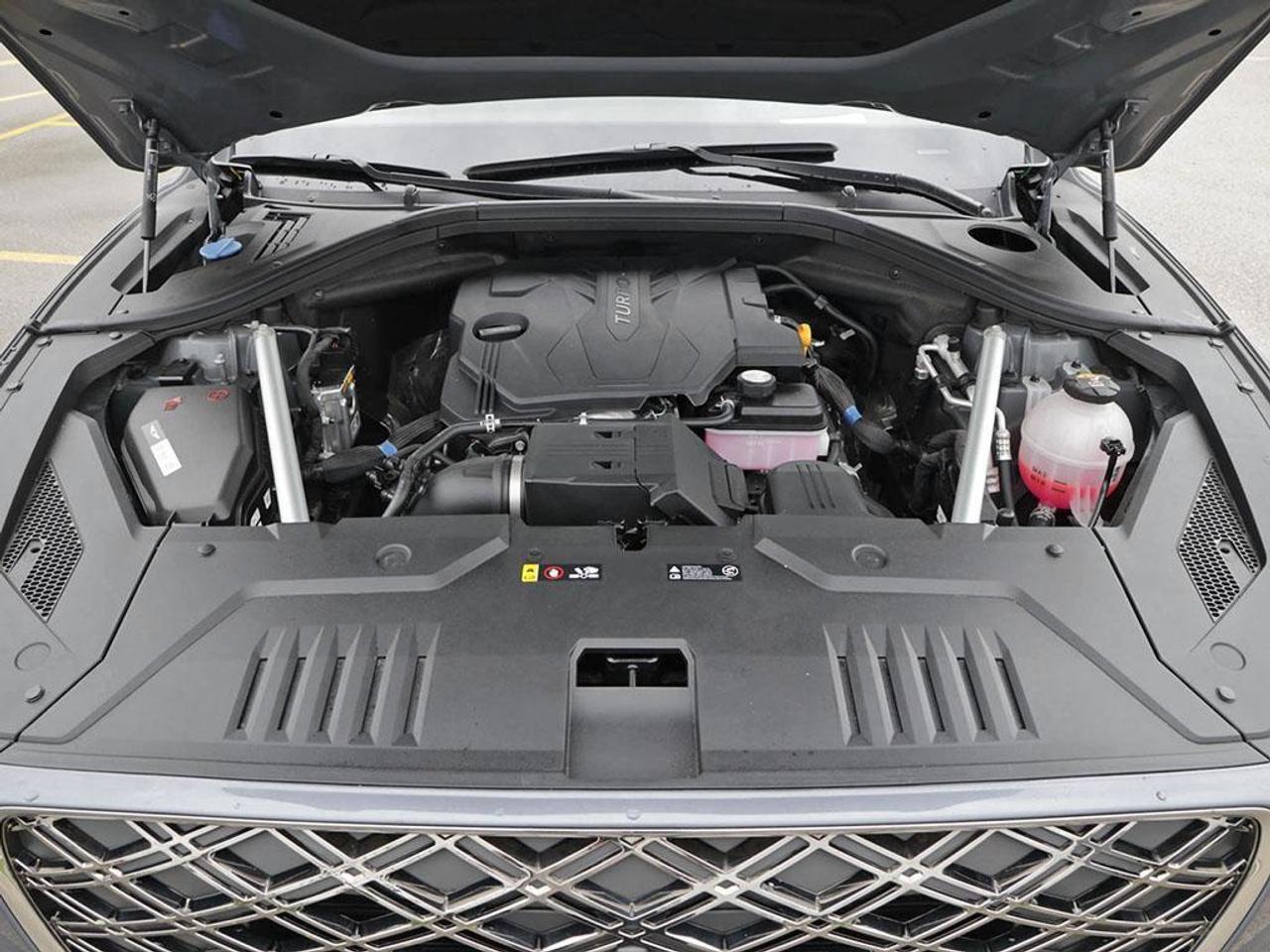 2026 Genesis GV70  Photo